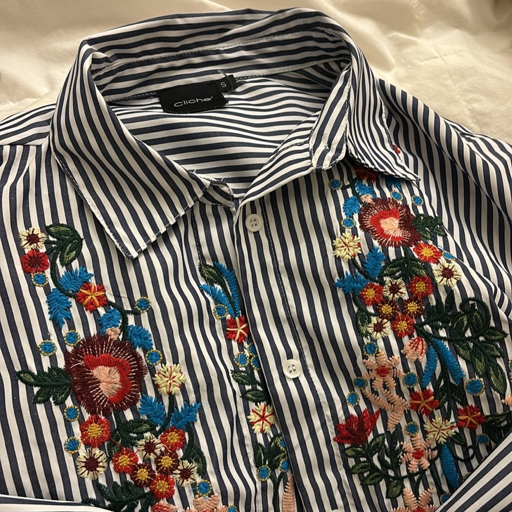 EMBROIDERED STRIPED BLOUSE